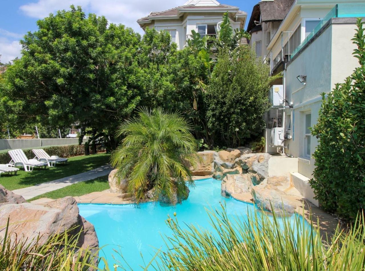 4 Piet Retief Hotel Stellenbosch Exterior photo
